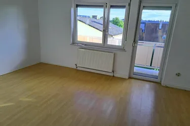 3 Zimmer + Wohnküche mit Ausblick