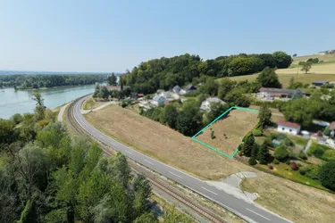 Südhanglage mit Donaublick – Baugrund ohne Bauzwang