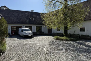 Gewerbeimmobilie Karlstein