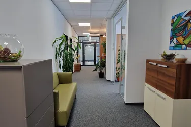 EINZELBÜRO IM DIENSTLEISTUNGSZENTRUM STEYREGG