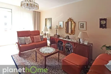 Ruhige Lage, mit Loggia und guter Anbindung!