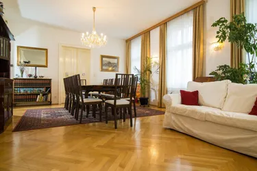 Luxuswohnung mit viel Raum, und dazu Dachbodentraum!