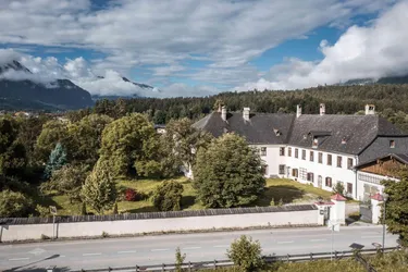 Schloss Achenrain in Kramsach, Tirol: Historisches Juwel