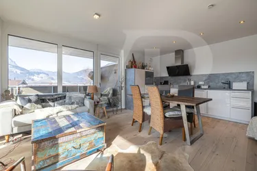 Moderne 3-Zimmer Komfortwohnung mit sonnigem Balkon