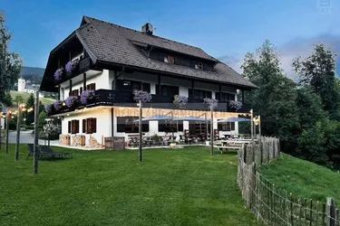 Pensionen in Arriach zu verkaufen.