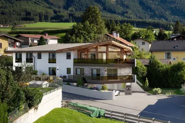 Sonnige Neubauwohnung mit Terrasse