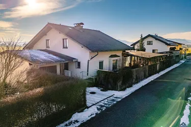 auch TEILbar: Baugrundstück mit Altbestand, Seekirchen - Mödlham