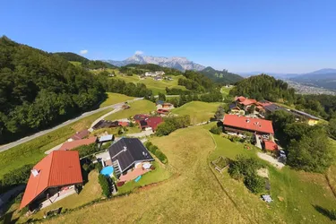 Sonniges Baugrundstück am Dürrnberg mit herrlichem Panorama