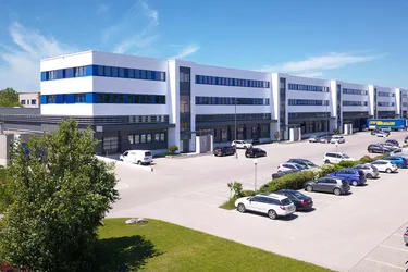 Moderne Bürofläche (221 m²) &amp; multifunktionelle Lagerfläche (348 m²), provisionsfrei - WALTER BUSINESS-PARK