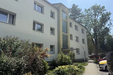 Gepflegte und helle 4 Zimmerwohnung Walserfeld mit Gartenbenutzung!