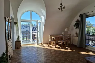 Charmante 2-Zimmer-Dachgeschoßwohnung mit Terrasse und TG-Platz