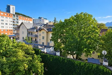 3-Zimmer-Wohnung in Ruhelage mit Grünblick, Südloggia &amp; Garage