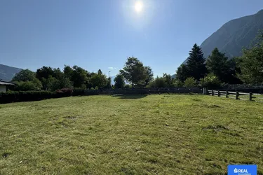 Grundstück in Lienz mit Freizeitparadies vor der Tür