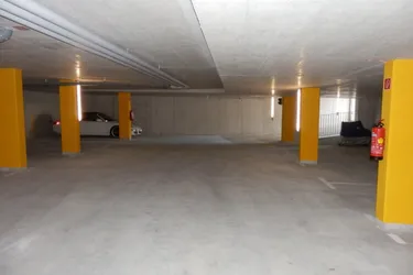 Tiefgaragenabstellplätze in Parsch Nähe Parscher-Kirche