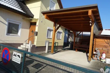 Neu saniertes Eckreihenhaus in Pölfing-Brunn
