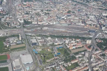 Geschäftslokal nahe Innsbruck-Hauptbahnhof und Busbahnhof als Anlageimmobilie in Innsbruck