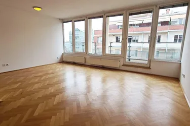 DONAUKANAL-NÄHE, klimatisierte 52 m2 Neubau mit Stehbalkon, 2 Zimmer, Komplettküche, Wannenbad, Fernblick, Salztorgasse