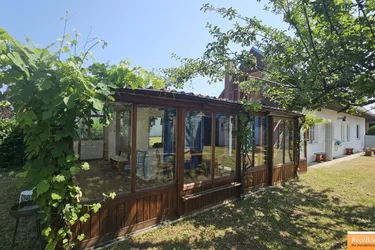 GARTENLIEBHABER AUFGEPASST - RUHIGES EINFAMILIEN - ODER WOCHENENDHAUS MIT GARAGE UND NEBENGEBÄUDEN