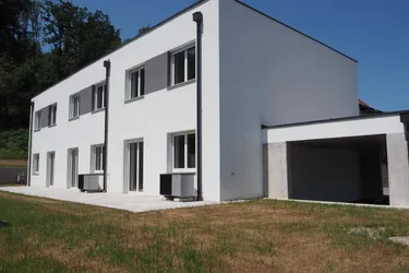 Linz-Süd: NEUER PREIS! Bezugsfertig! Mittelreihenhaus, 4 Zimmer, ca. 100m² Wohnfläche, pflegeleichter Garten, inkl. Carportabstellplatz.