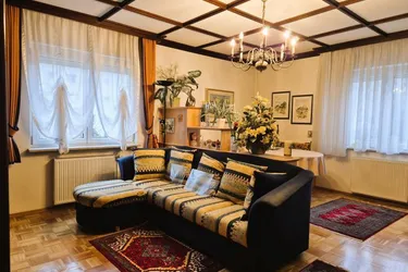 Gelegenheit: Perfekte Familien- oder Studentenwohnung, 3 Zimmer, Urfahr, Uninähe! 70 m² Wohnnutzfläche, Ruhelage, inkl. Mietparkplatz! Kauf Garage optional, 