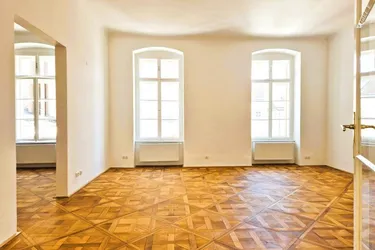 Exklusive Altbauwohnung Richtung Linzer Promenade - 129,86 m² im denkmalgeschützten Stadthaus! 