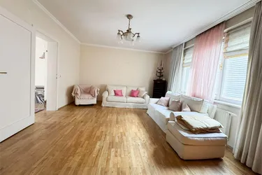 Schöne gepflegte 3 Zimmer Stadtwohnung mit Balkon Salzburg Stadt