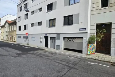 Garagenstellplatz zu vermieten