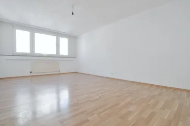 Geräumige 3-Zimmer-Wohnung im NEUBAU! Nähe Quellenstraße! Zwei_KFZ-Stellplätze! 