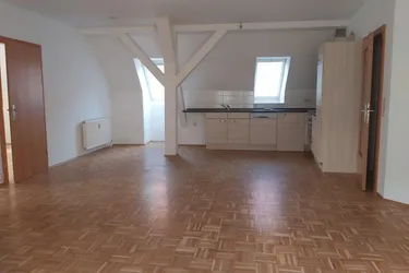 Helle 3-Zimmer-Wohnung mit Küchenblock in Krieglach zu mieten !