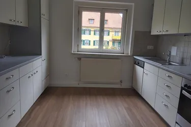 Gut vermietete, teilrenovierte 3-Zimmer-Anlegerwohnung mit Balkon in Thörl nahe Kapfenberg zu kaufen !