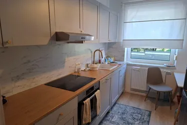 Renovierte 3-Zimmer-Wohnung mit Süd-Loggia in Langenwang zu mieten !