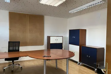 Schönes, helles Büro mit barrierefreiem Zugang