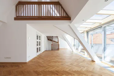 Elegantes Penthouse mit großem Balkon