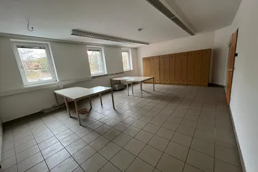 Großzügiges Büro um einen fairen Preis