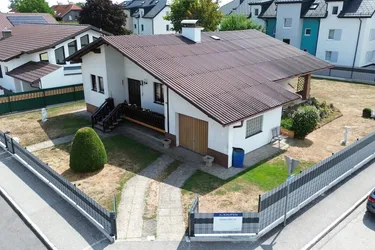 Einfamilienhaus mit großzügigem Garten in Greinsfurth