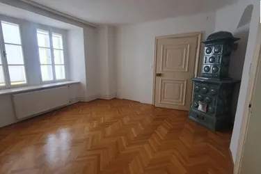 Repräsentative Altbauwohnung im Herzen von St. Pölten - Wohnen mit Geschichte!