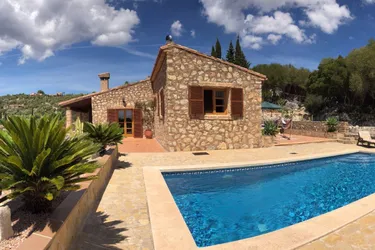 Naturstein-Finca mit herrlichem Panorama-Meerblick in Son Servera, Mallorca