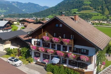 Gelegenheit! Bauernhaus in idyllischer Lage in Bruck an der Großglocknerstraße