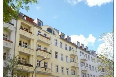 Gründerzeithaus mit Freiflächen und Dachprojekt
