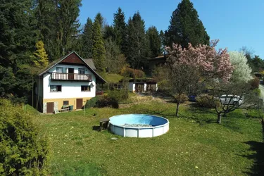 Einfamilienhaus auf ca. 2.200m² Baugrund, Sackgassenende, Waldrand, Ruhelage.