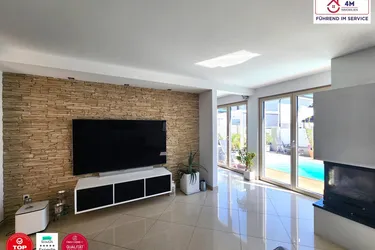 TOPLAGE! Hochwertiges Traumhaus mit Pool am Fuße des Rosenhügels