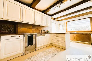 WOHNTRAUM: 113m² große 5-Zimmerwohnung mit KAMINOFEN und Terrasse fußläufig zum Skigebiet ab sofort kaufen!