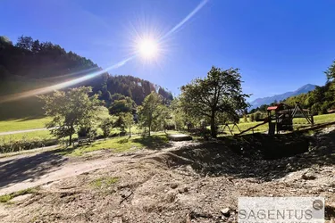 NAHE INNSBRUCK: Sonniges Baugrundstück im GRÜNEN - PERFEKT für die ganze FAMILIE!