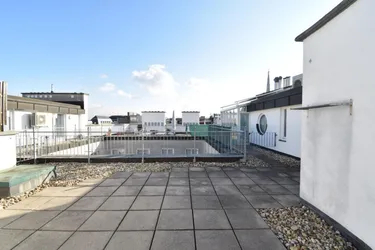 Provisionsfrei! 2 Zimmer Exklusive City-Maisonette mit Terrasse auf Wohnebene