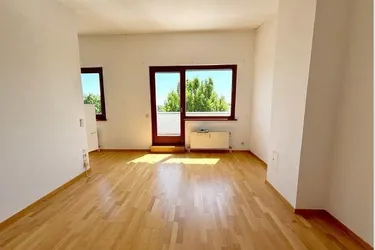 Vorsorgewohnung!
MEIN ZUHAUSE MITTEN IM GRÜNEN inkl. STELLPLATZ