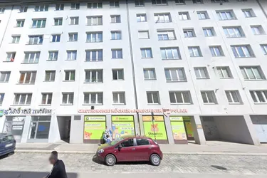 Vermietetes Geschäftslokal bis 2033!