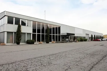 Büro- und Lagerflächen Top GR01