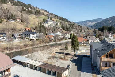 Zweitwohnsitzgewidmetes Baugrundstück inkl. baugenehmigtem Projekt für 27 Wohneinheiten