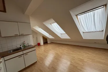 Tolles Investment - „Hobbyraum“ mit Wohnausstattung