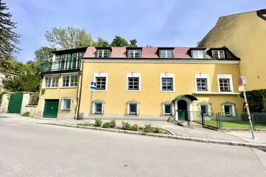 *RESERVIERT*CHARMANTE STADTVILLA MIT TERRASSE IN DER KURSTADT BADEN - ZU FUSS ZUM KURPARK, RÖMERTHERME, CASINO UND HAUPTPLATZ